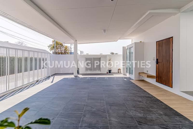 บ้านพูลวิลล่าหรู 2 หลังใหญ่ 7 ห้องนอน, Chiang Mai, Chang Phuak, Muang Chiang Mai, Chiang Mai, 7 Bedrooms, 576 sqm, Single Detached House For Sale, by Tanannat Porntadapattanayothin, 500213514 - DDproperty.com
