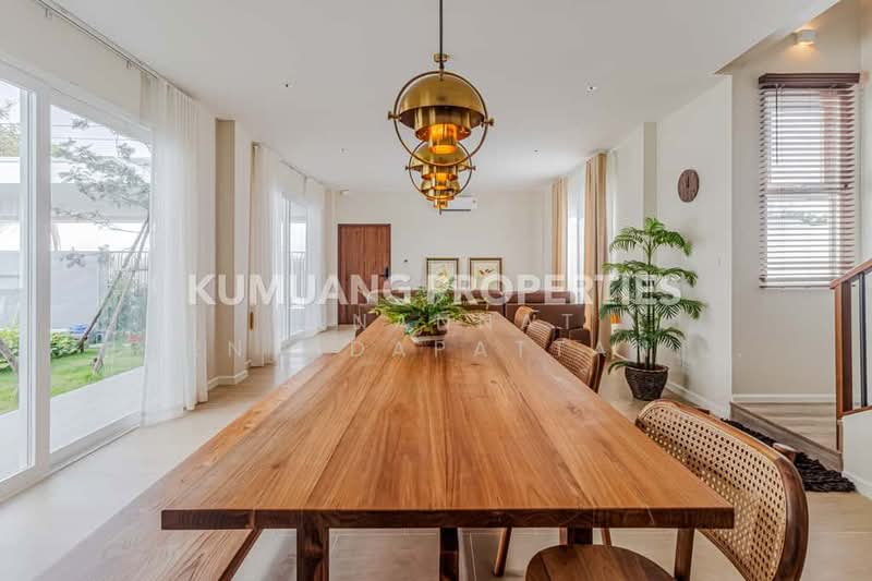 บ้านพูลวิลล่าหรู 2 หลังใหญ่ 7 ห้องนอน, Chiang Mai, Chang Phuak, Muang Chiang Mai, Chiang Mai, 7 Bedrooms, 576 sqm, Single Detached House For Sale, by Tanannat Porntadapattanayothin, 500213514 - DDproperty.com