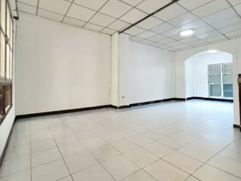 ทาวน์เฮ้าส์ ลาดปลาเค้า 72 แยก 8 ใกล้รถไฟฟ้าสายสีชมพู สถานีรามอินทรา กม.4, กรุงเทพ, ลาดปลาเค้า, อนุสาวรีย์, บางเขน, กรุงเทพ, 96 ตร.ม., ทาวน์เฮ้าส์ ขาย, โดย Connex Property, 500213539 - DDproperty.com