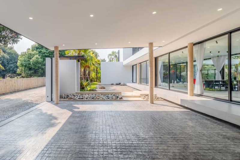 Modern Pool Villa 2 ชั้น, Chiang Mai, Nam Phare, Hang Dong, Chiang Mai, 4 Bedrooms, 600 sqm, Single Detached House For Sale, by Tanannat Porntadapattanayothin, 500213544 - DDproperty.com