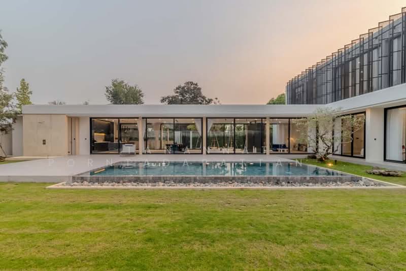 ขาย - Modern Pool Villa 2 ชั้น, เชียงใหม่