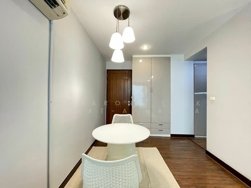 Von Napa Sukhumvit 38, Bangkok, Soi Sukhumvit 38, Phra Kanong, Khlong Toei, Bangkok, 1 Bedroom, 55 sqm, Condo For Rent, by Bencharong (Yok) Treerat-a-na-wat, 500213549 - DDproperty.com