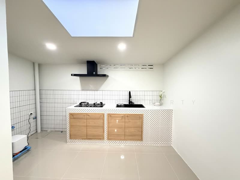 Townhome Soi Ladprao 87 yeak 8, Bangkok, -, Khlong Chaokhun Sing, Wang Thonglang, Bangkok, 2 Bedrooms, 21 sqm, Townhouse For Sale, by Connex Property, 500213552 - DDproperty.com