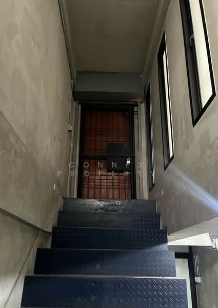 ขาย - ตึกแถวติดบีทีเอสสะพานควาย, กรุงเทพ