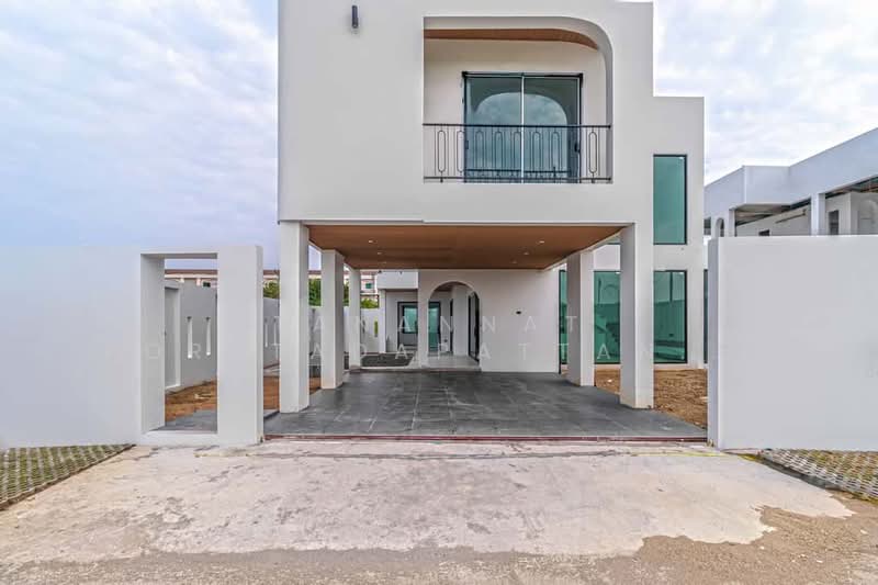 Luxury Modern Pool Villa, เชียงใหม่, บ้านแหวน, หางดง, เชียงใหม่, 550 ตร.ม., บ้านเดี่ยว ขาย, โดย Tanannat Porntadapattanayothin, 500213564 - DDproperty.com