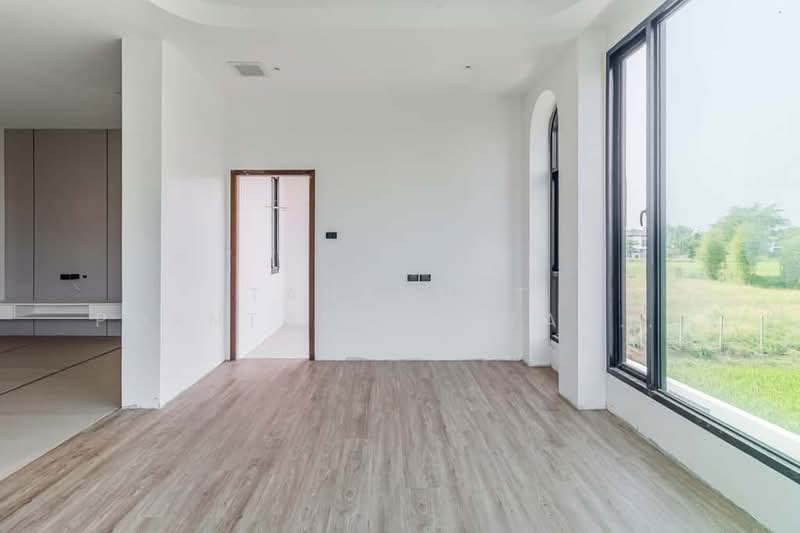 Luxury Modern Pool Villa, Chiang Mai, Ban Waen, Hang Dong, Chiang Mai, 4 Bedrooms, 550 sqm, Single Detached House For Sale, by Tanannat Porntadapattanayothin, 500213564 - DDproperty.com