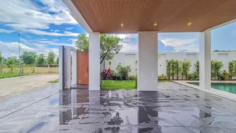 Luxury Modern Pool Villa, เชียงใหม่, บ้านแหวน, หางดง, เชียงใหม่, 550 ตร.ม., บ้านเดี่ยว ขาย, โดย Tanannat Porntadapattanayothin, 500213564 - DDproperty.com