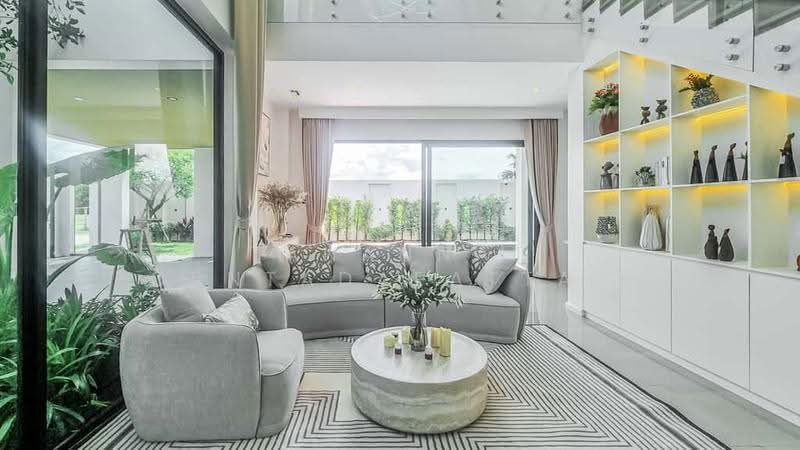 Luxury Modern Pool Villa, เชียงใหม่, บ้านแหวน, หางดง, เชียงใหม่, 550 ตร.ม., บ้านเดี่ยว ขาย, โดย Tanannat Porntadapattanayothin, 500213564 - DDproperty.com