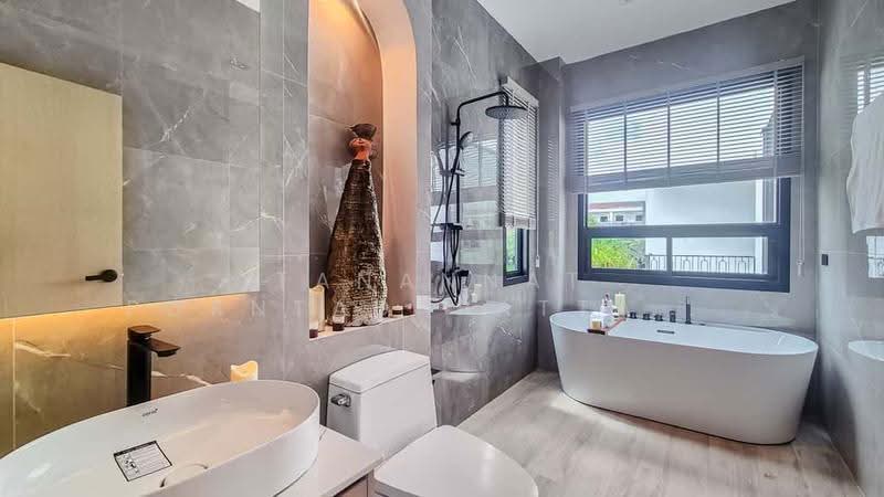 Luxury Modern Pool Villa, Chiang Mai, Ban Waen, Hang Dong, Chiang Mai, 4 Bedrooms, 550 sqm, Single Detached House For Sale, by Tanannat Porntadapattanayothin, 500213564 - DDproperty.com
