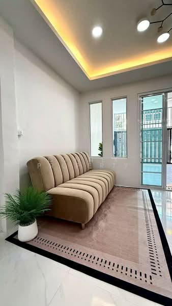 For Sale - Sombat Thep, Bangkok