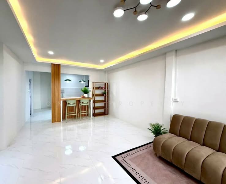 For Sale - Sombat Thep, Bangkok