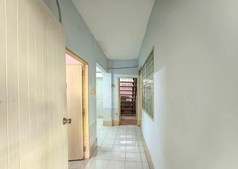 บ้านเดี่ยว 2 ชั้น + โกดัง 115 ตารางวา ซอยประเสริฐมนูกิจ 5 แยก 3, Bangkok, ประเสริฐมนูกิจ 5 แยก 3, Chorake Bua, Lat Phrao, Bangkok, 4 Bedrooms, 390 sqm, Single Detached House For Sale, by กรกฤตย์ บุญสระ, 500213573 - DDproperty.com