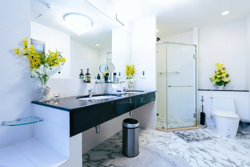 Vista Garden, Bangkok, 53 Saeng Thip Alley, Phra Kanong Nua, Watthana, Bangkok, 5 Bedrooms, 195 sqm, Condo For Sale, by Fazwaz (Thailand) Co., Ltd., 500213578 - DDproperty.com