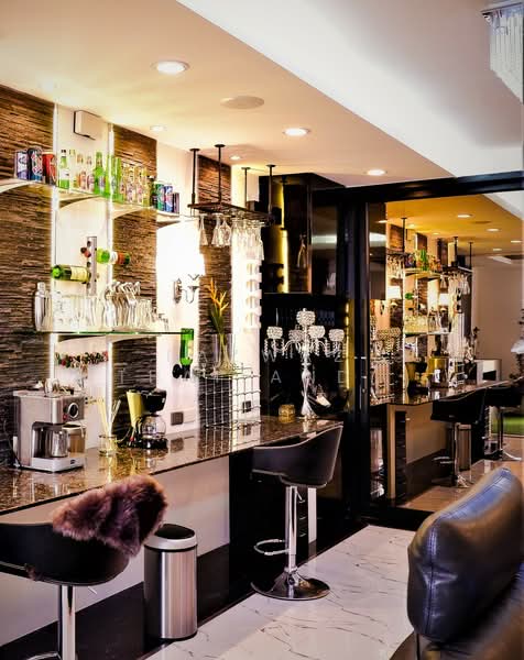 Vista Garden, Bangkok, 53 Saeng Thip Alley, Phra Kanong Nua, Watthana, Bangkok, 5 Bedrooms, 195 sqm, Condo For Sale, by Fazwaz (Thailand) Co., Ltd., 500213578 - DDproperty.com