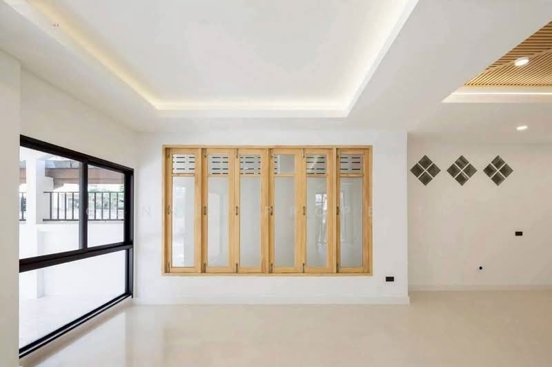 For Sale - Senaniwet 1, Bangkok