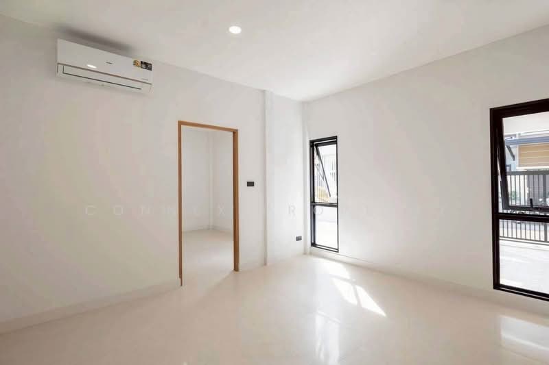 For Sale - Senaniwet 1, Bangkok