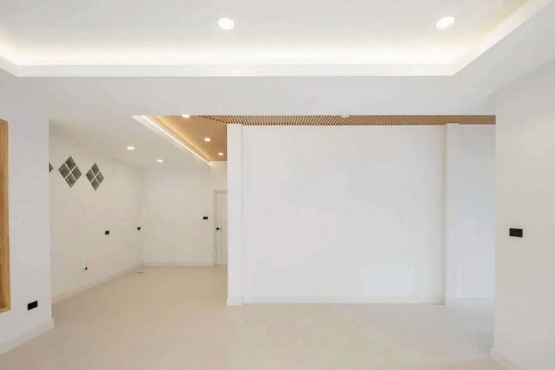 For Sale - Senaniwet 1, Bangkok