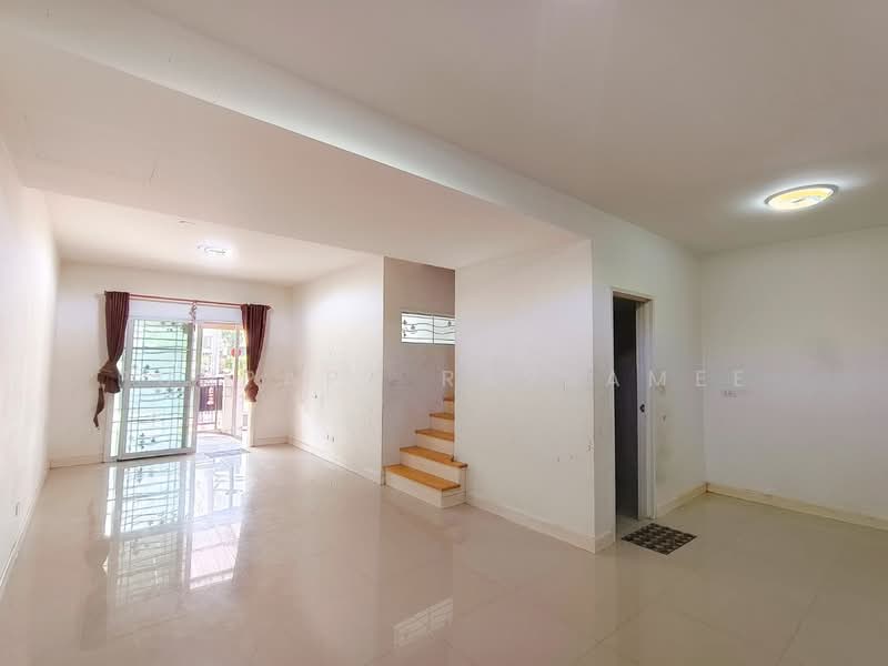 Pruksa Ville 72 Nakornin-Prangern, Nonthaburi, Yothathikan Road, Nonthaburi 2027, Plai Bang, Bang Kruai, Nonthaburi, 3 Bedrooms, 110 sqm, Townhouse For Sale, by Punpapa Rassamee, 500213589 - DDproperty.com