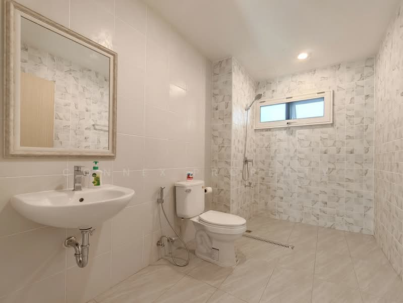 Ratchada Niwet, Bangkok, รัชดาภิเษก, Samsen Nok, Huai Khwang, Bangkok, 4 Bedrooms, 220 sqm, Single Detached House For Sale, by Connex Property, 500213649 - DDproperty.com