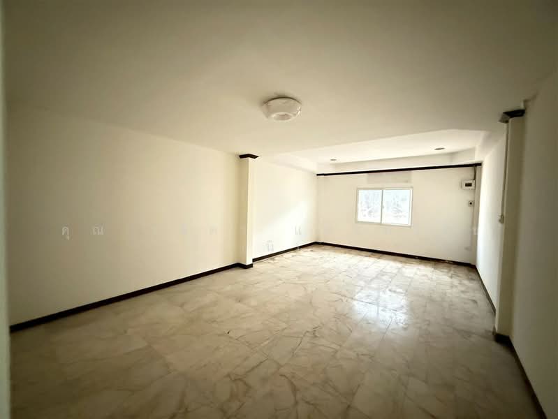 บ้านเฟื่องฟ้า แฮปปี้แลนด์ ( Baan Fueangfah Happyland ), Bangkok, ถนนแฮปปี้แลนด์, Khlong Chan, Bang Kapi, Bangkok, 10+ Bedrooms, 700 sqm, Single Detached House For Sale, by คุณ วนิดา แสนทวีสุข (นิ), 500213650 - DDproperty.com