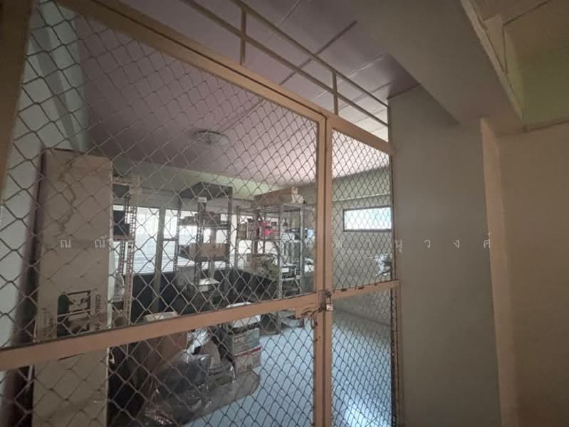 ถนนสุคนธสวัสดิ์ แขวงลาดพร้าว เขตลาดพร้าว กรุงเทพฯ, กรุงเทพ, สุคนธสวัสดิ์, ลาดพร้าว, ลาดพร้าว, กรุงเทพ, 236 ตร.ม., ตึกแถว-อาคารพาณิชย์ ขาย, โดย ณณัฐ ภัทรจินดานุวงศ์, 500213675 - DDproperty.com