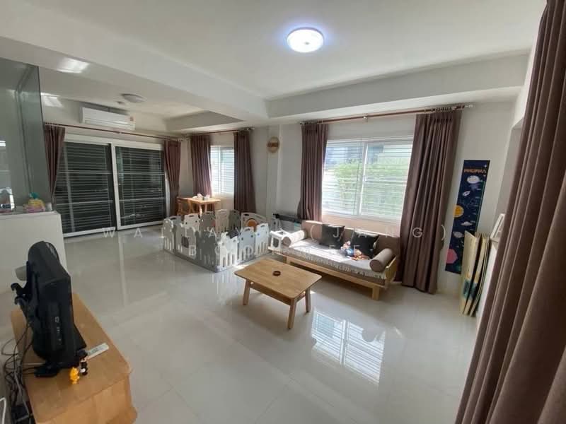 Indy Bangna-Ramkhamhaeng 2, Bangkok, Soi 7, Dok Mai, Prawet, Bangkok, 3 Bedrooms, 160 sqm, Townhouse For Sale, by Wallaya (Jang) Boonmee, 500213695 - DDproperty.com