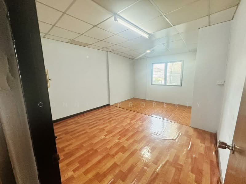 For Sale - Pattara Niwet, Bangkok