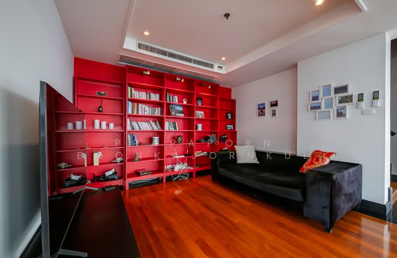 Baan Piya Sathorn, Bangkok, Soi Suanplu (Sathorn Soi 3) South Sathorn Road, Thung Maha Mek, Sathon, Bangkok, 3 Bedrooms, 250 sqm, Condo For Rent, by Prapaporn Boonkajonkul, 500213705 - DDproperty.com