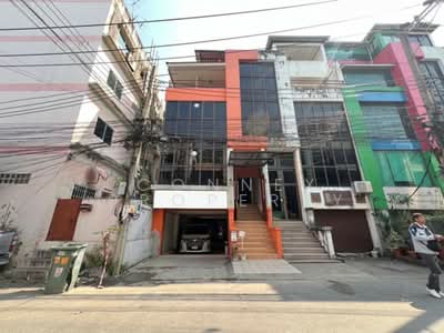 ขาย - สำนักงาน นวลจันทร์ ใกล้เลียบทางด่วน รถไฟฟ้าสายสีชมพู รามอินทรา 40, กรุงเทพ