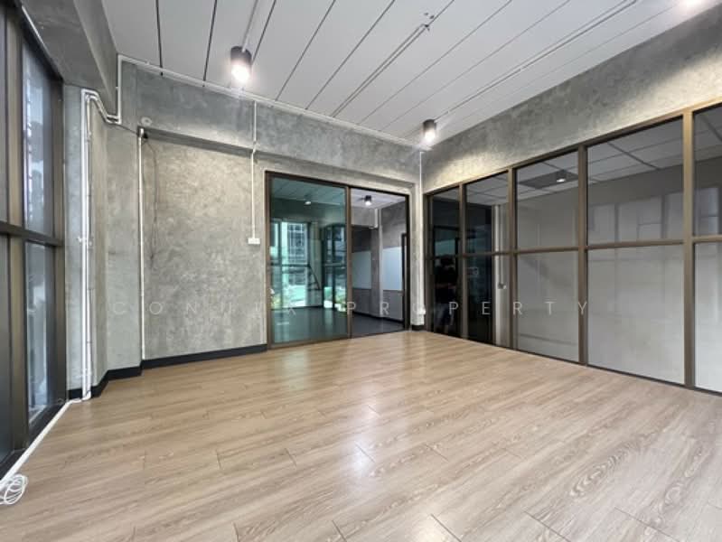 Office for sale in Nuanchan area, near the expressway and Pink Line BTS (Ramintra 40)., Bangkok, -, Nuan Chan, Bueng Kum, Bangkok, , 500 sqm, Office Space For Sale, by Connex Property, 500213725 - DDproperty.com
