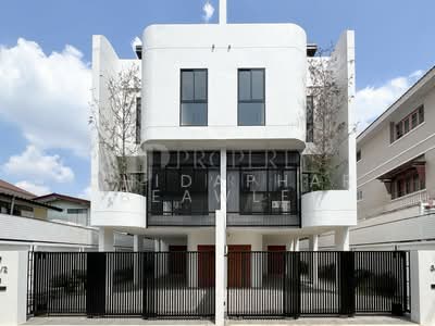 ขาย - บ้านเดี่ยวปุณณวิถี ใจกลางสุขุมวิท 101 บ้านพักอาศัยระดับ Luxury, กรุงเทพ