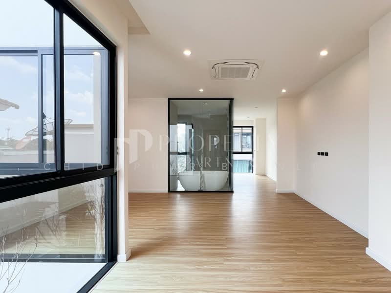 Luxury Detached House in Punnawithi – Prime Sukhumvit 101 Location, Bangkok, สุขุมวิท, Bang Chak, Phra Khanong, Bangkok, 3 Bedrooms, 380 sqm, Single Detached House For Sale, by Chidaphar Beawlek, 500213727 - DDproperty.com