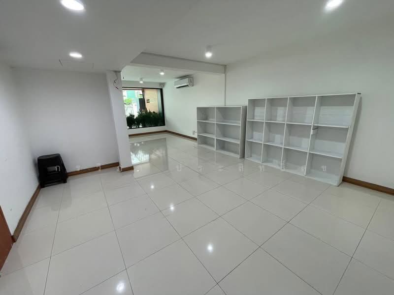 ขาย - ออฟฟิศลาดพร้าว 64, กรุงเทพ