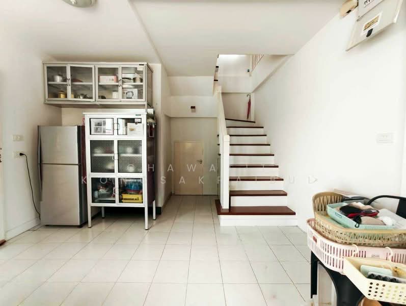 Single House for Sale, Inglada Rangsit-Khlong 4. Beautiful house, newly painted throughout., Pathum Thani, Lat Sawai, Lam Luk Ka, Pathum Thani, 3 Bedrooms, 150 sqm, Single Detached House For Sale, by CHAWALIT KONGSAKPAIBUL, 500213752 - DDproperty.com