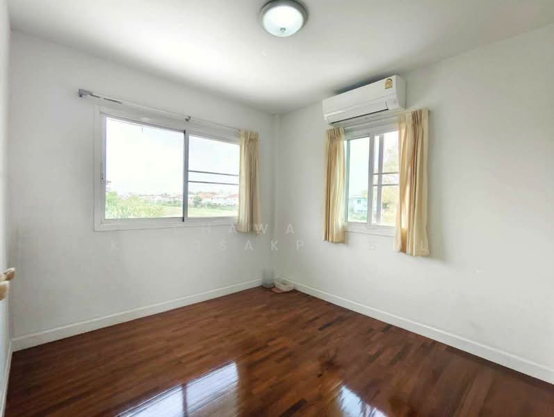 Single House for Sale, Inglada Rangsit-Khlong 4. Beautiful house, newly painted throughout., Pathum Thani, Lat Sawai, Lam Luk Ka, Pathum Thani, 3 Bedrooms, 150 sqm, Single Detached House For Sale, by CHAWALIT KONGSAKPAIBUL, 500213752 - DDproperty.com