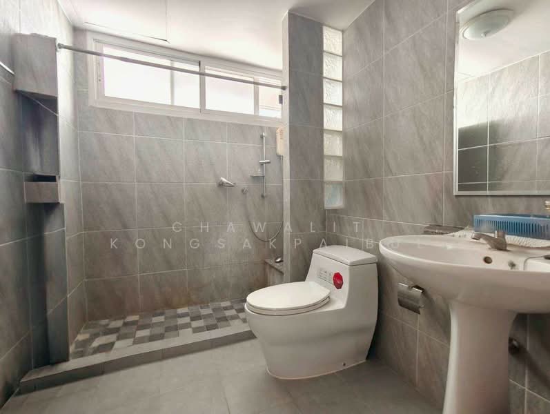 ขายบ้านเดี่ยว อิงลดา รังสิต คลอง4 บ้านสวยทาสีใหม่ทั้งหลัง ติดถนนเมนในโครงการ, ปทุมธานี, ลาดสวาย, ลำลูกกา, ปทุมธานี, 150 ตร.ม., บ้านเดี่ยว ขาย, โดย CHAWALIT KONGSAKPAIBUL, 500213752 - DDproperty.com