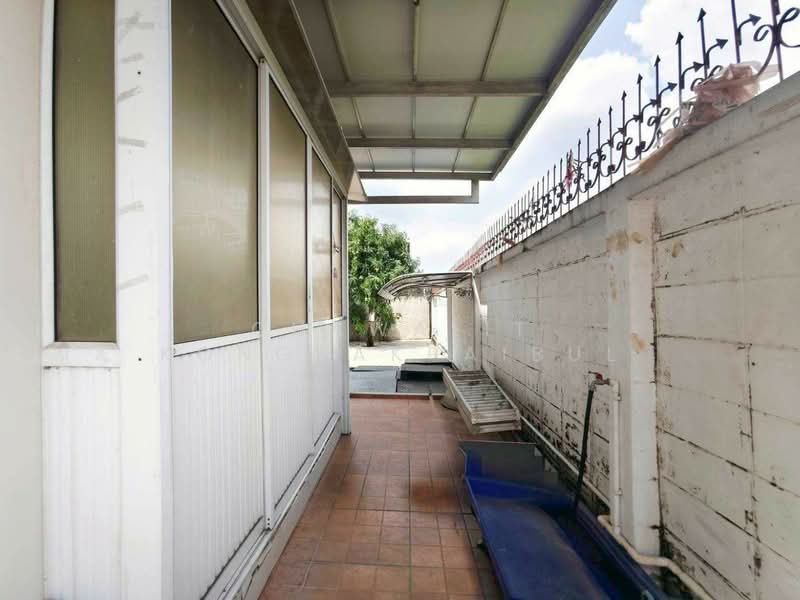 ขายบ้านเดี่ยว อิงลดา รังสิต คลอง4 บ้านสวยทาสีใหม่ทั้งหลัง ติดถนนเมนในโครงการ, ปทุมธานี, ลาดสวาย, ลำลูกกา, ปทุมธานี, 150 ตร.ม., บ้านเดี่ยว ขาย, โดย CHAWALIT KONGSAKPAIBUL, 500213752 - DDproperty.com