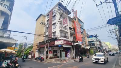 ขาย - ตึกเเถว พร้อมธุรกิจ เครื่องซัก เเละหอพัก ซอยประชาอุทิศ 90, กรุงเทพ