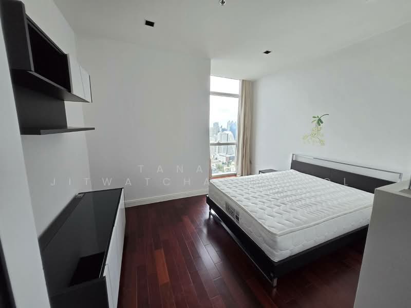 Athenee Residence, Bangkok, 65 Witthayu Road, Lumphini, Pathum Wan, Bangkok, 3 Bedrooms, 196 sqm, Condo For Rent, by Tanapat Jitwatcharakomol, 500213820 - DDproperty.com