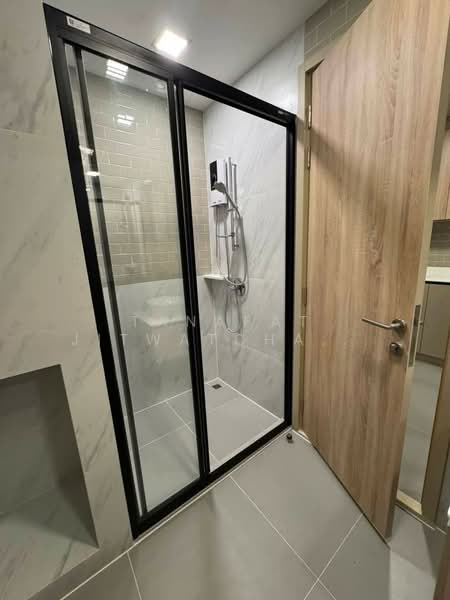 XT Phayathai, Bangkok, Phaya Thai Road, Thanon Phaya Thai, Ratchathewi, Bangkok, 1 Bedroom, 42 sqm, Condo For Rent, by Tanapat Jitwatcharakomol, 500213825 - DDproperty.com