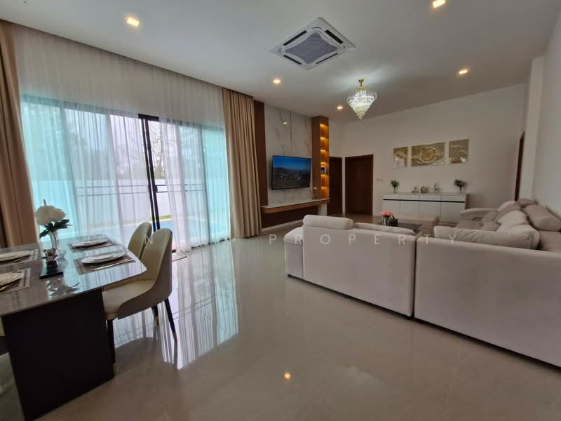 Detacted house with swimming pool in Pattaya, Chon Buri (Pattaya), -, Nong Pla Lai, Bang Lamung (Pattaya), Chon Buri (Pattaya), 4 Bedrooms, 240 sqm, Single Detached House For Sale, by Connex Property, 500213827 - DDproperty.com
