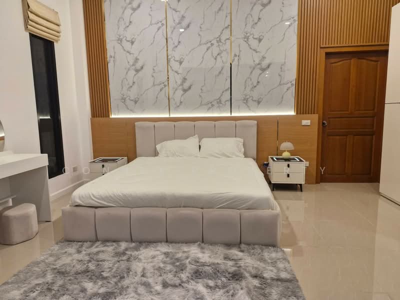 Detacted house with swimming pool in Pattaya, Chon Buri (Pattaya), -, Nong Pla Lai, Bang Lamung (Pattaya), Chon Buri (Pattaya), 4 Bedrooms, 240 sqm, Single Detached House For Sale, by Connex Property, 500213827 - DDproperty.com