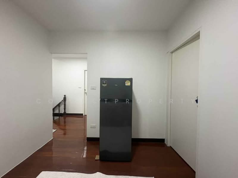 บ้านเดี่ยวหลังใหญ่ 2 ชั้น ใจกลางห้วยขวาง พร้อมอยู่ระดับ Luxury, Bangkok, Huai Khwang, Huai Khwang, Bangkok, 6 Bedrooms, 70 sqm, Single Detached House For Rent, by CorrectProperty, 500213837 - DDproperty.com