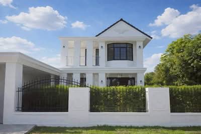 ขาย - บ้านเดี่ยวหลังใหญ่ สร้างใหม่ สไตล์ Modern Classic ใกล้มหาวิทยาลัยเชียงใหม่ ต.สุเทพ ทำเลทอง, เชียงใหม่