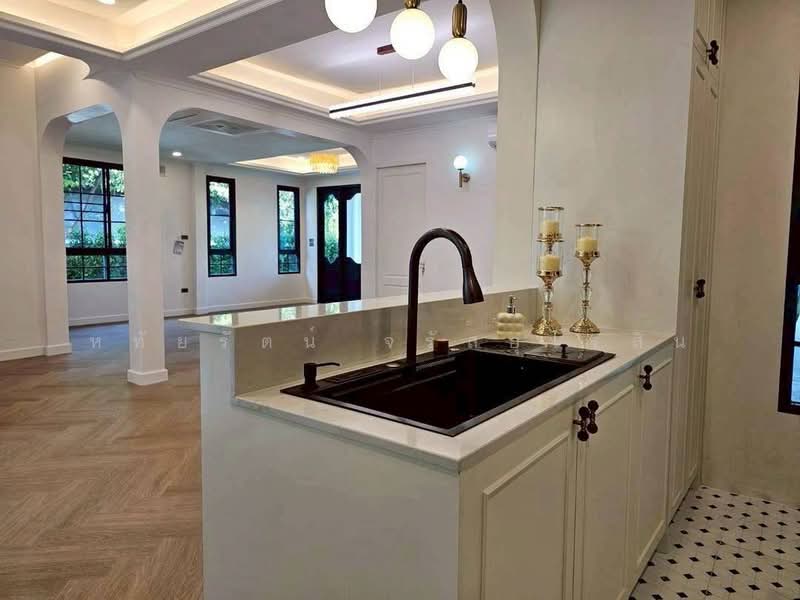 Newly Built Luxury Single House ,Modern Classic Style., Chiang Mai, Su Thep, Muang Chiang Mai, Chiang Mai, 4 Bedrooms, 202 sqm, Single Detached House For Sale, by หทัยรัตน์ จรัสอุไรสิน, 500213839 - DDproperty.com