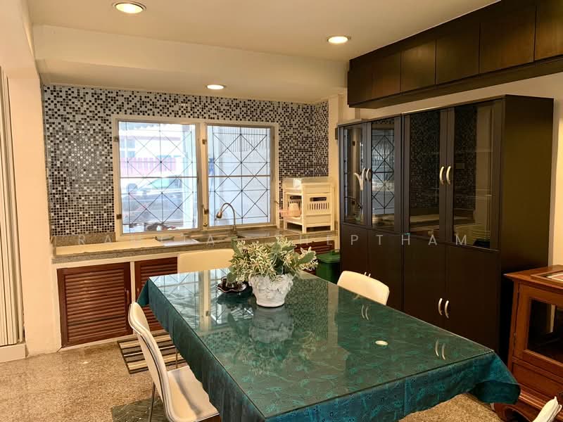 3-BR House, Bangkok, Saphan Sung, Saphan Sung, Bangkok, 3 Bedrooms, 150 sqm, Single Detached House For Rent, by Ramita  Theptham, 500213841 - DDproperty.com