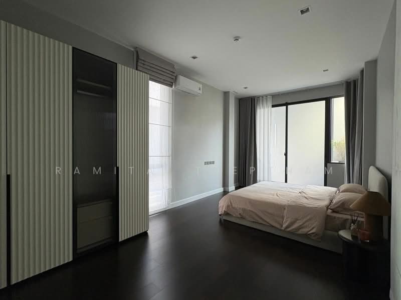 The Gentry Phatthanakan 2, Bangkok, Phatthanakan 32, Suan Luang, Suan Luang, Bangkok, 4 Bedrooms, 445 sqm, Single Detached House For Rent, by Ramita  Theptham, 500213843 - DDproperty.com