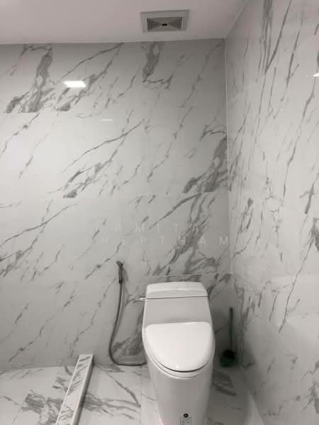 3-BR House, Bangkok, Phlapphla, Wang Thonglang, Bangkok, 3 Bedrooms, 66 sqm, Single Detached House For Rent, by Ramita  Theptham, 500213852 - DDproperty.com