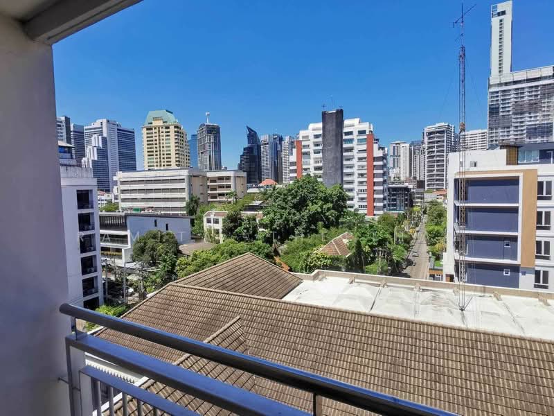 Y.O. Place, Bangkok, 223 Soi Sai Nam Thip 2, Khlong Toei, Khlong Toei, Bangkok, 1 Bedroom, 58 sqm, Apartment For Rent, by Ramita Theptham, 500213860 - DDproperty.com