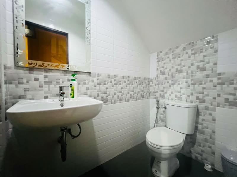 อาคารพาณิชย์ศรีราชา ชลบุรี, Chon Buri (Pattaya), Bang Phra, Si Racha, Chon Buri (Pattaya), , 100 sqm, Shophouse For Sale, by The Best Property ปิ่น, 500213868 - DDproperty.com